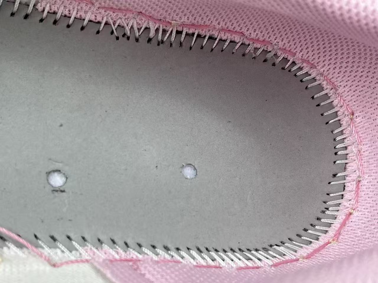 Vintage Pink Low-Top Casual Sneakers