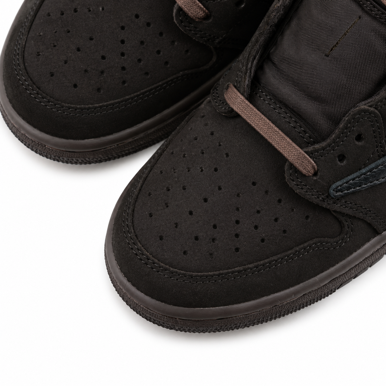 Vintage Black Low-Top Casual Sneakers | Streetwear Style Shoes