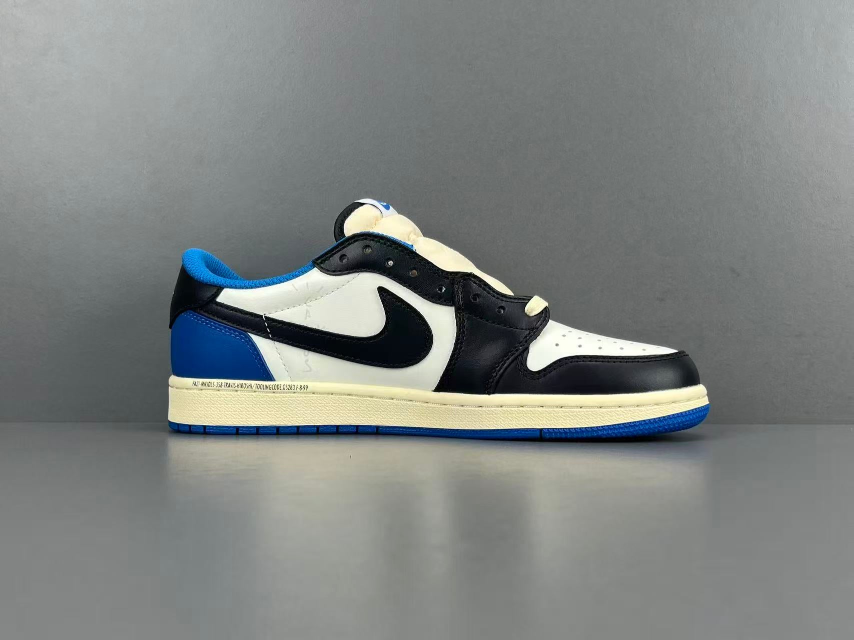 Vintage Low Top Leather Sneakers Blue White Casual Street Shoes