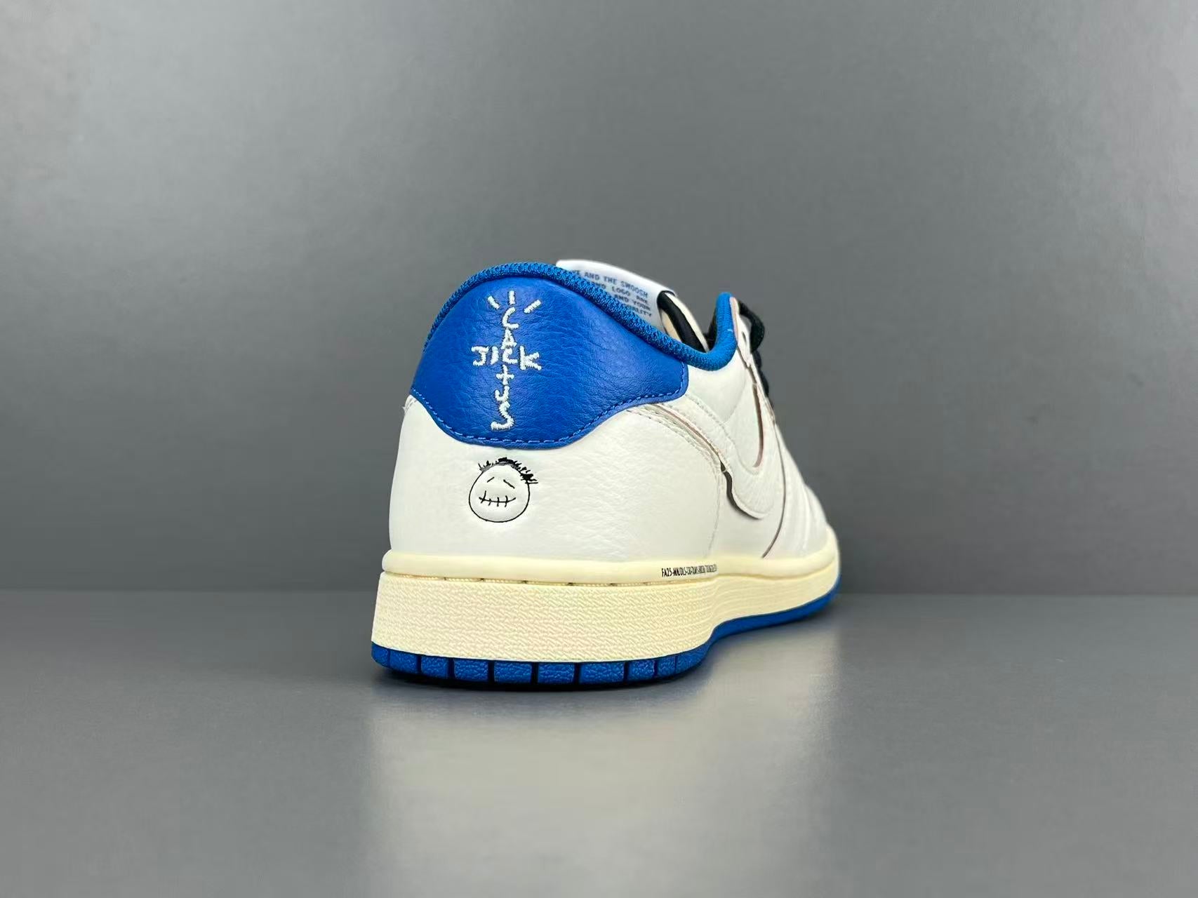 Vintage Blue Low Top Casual Sneakers | Premium Leather Style
