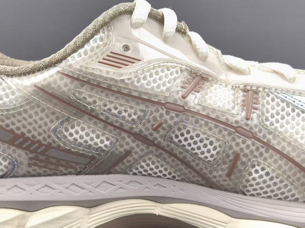 Retro Mesh Running Shoes – Cream Beige Edition