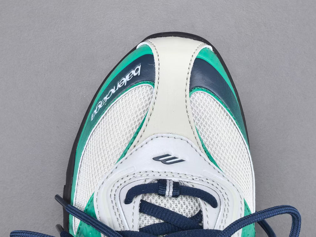 Premium Running Shoes – Green & White