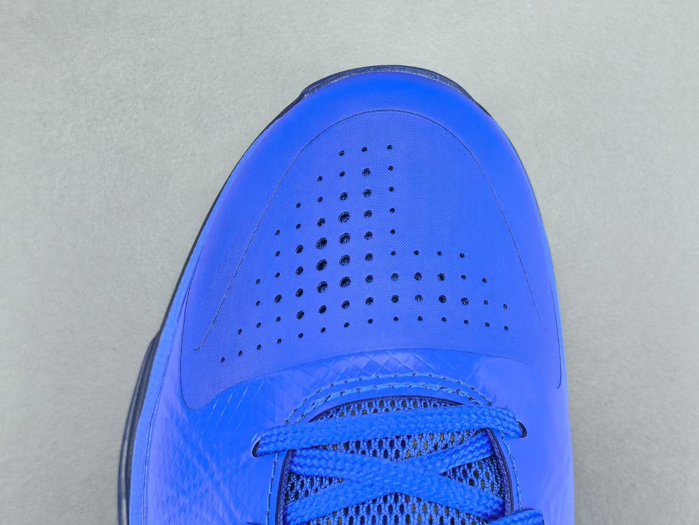 Blue Performance Basketball Shoes | Lightweight Court Sneakers