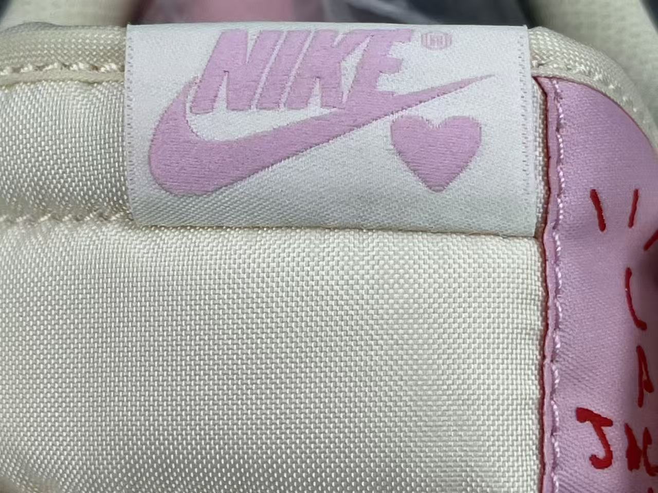 Cream Pink Low Top Casual Sneakers
