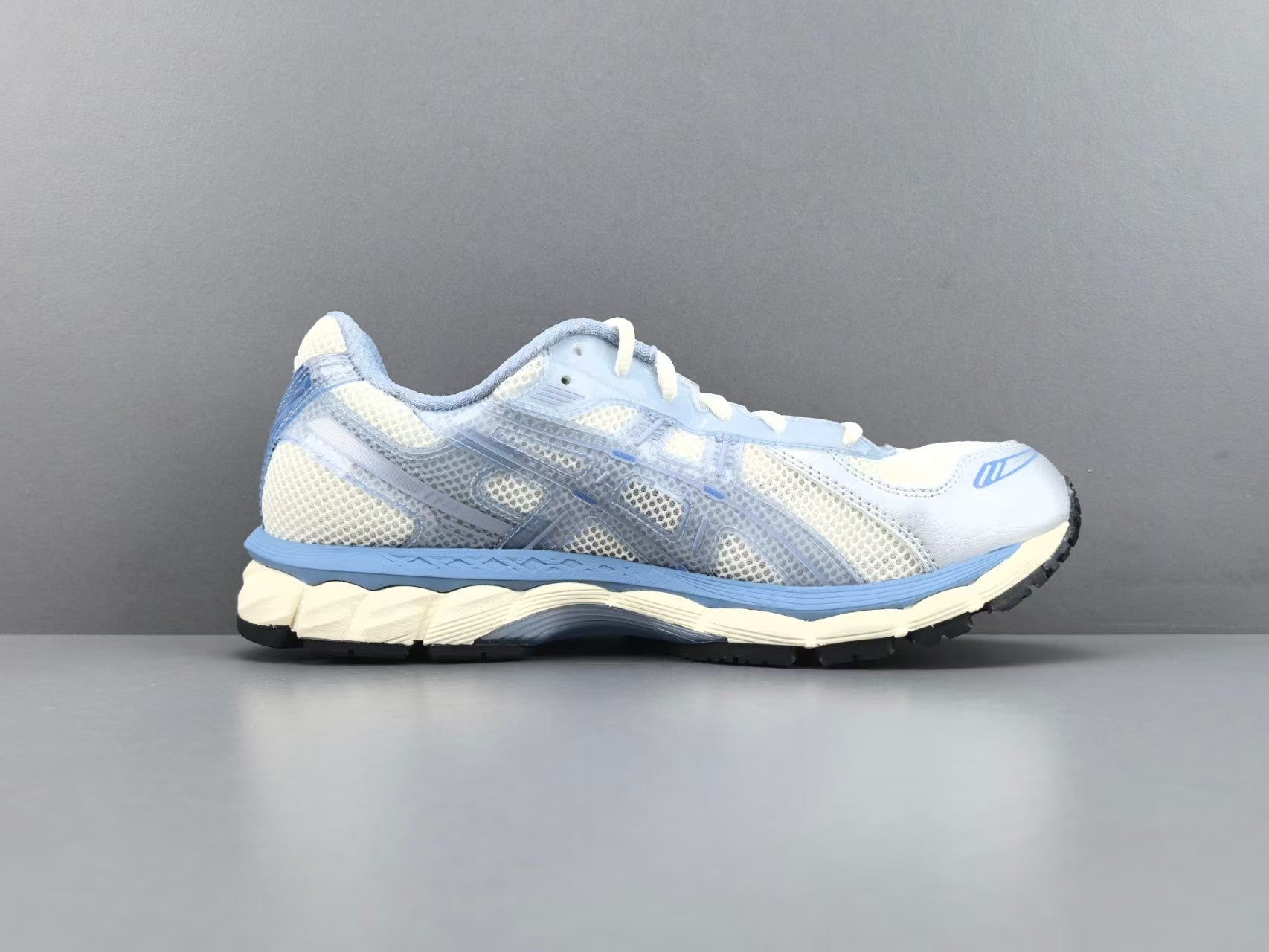 Light Blue Retro Running Sneakers | Breathable Mesh Sports Shoes