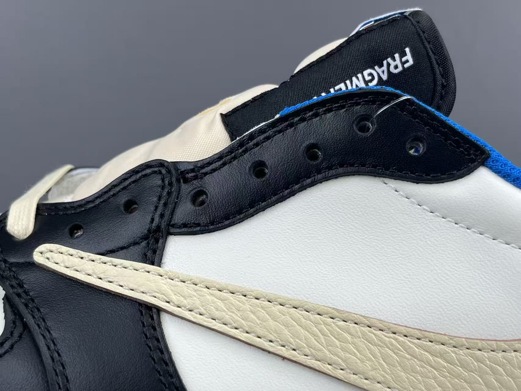 Vintage Low Top Leather Sneakers Blue White Casual Street Shoes