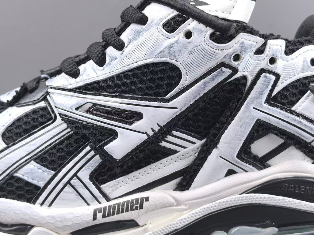 Premium Chunky Running Sneakers | Black White Sport Shoes  或