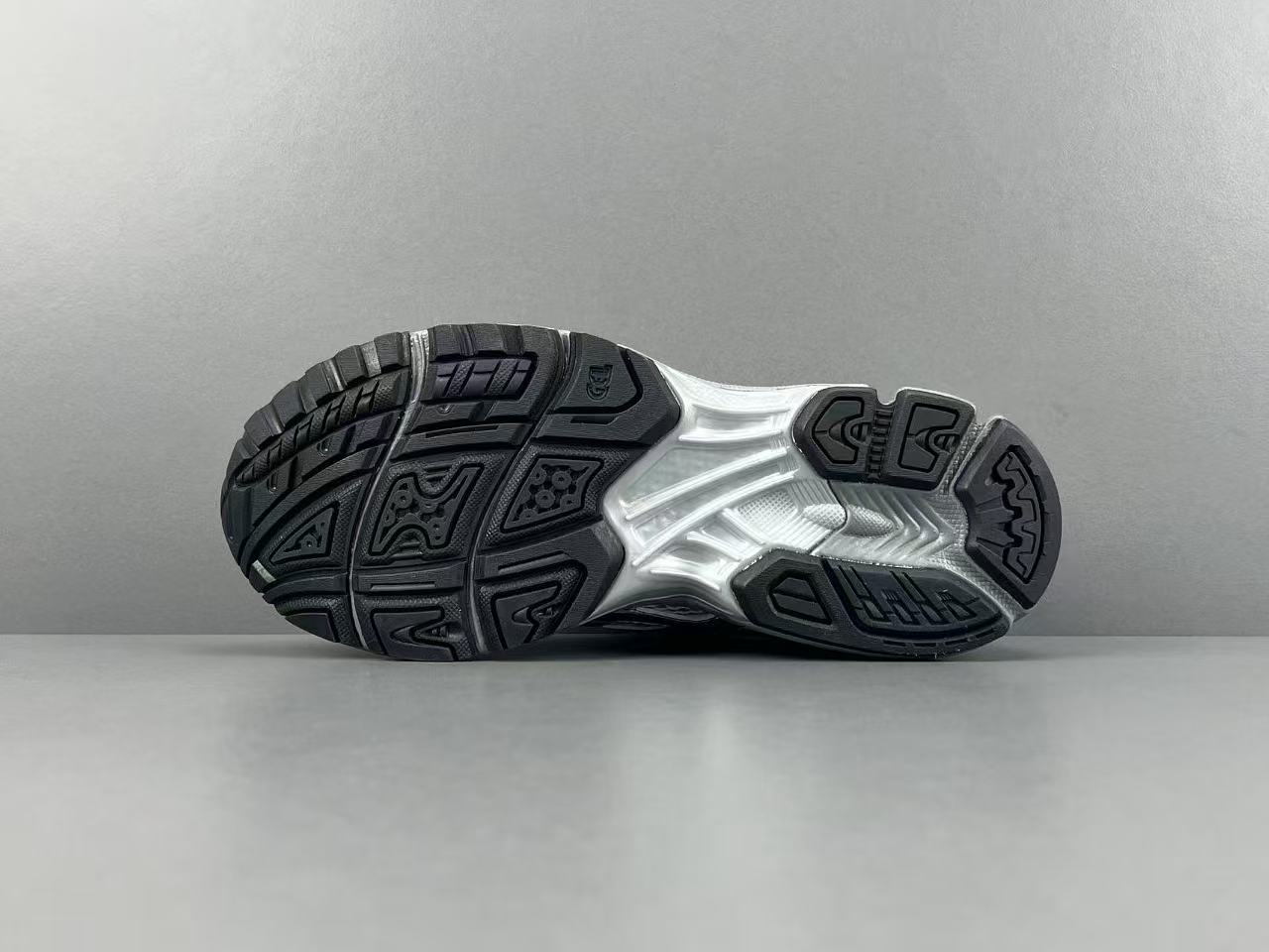 Silver Grey Mesh Running Shoes | Lightweight Comfort Sneakers