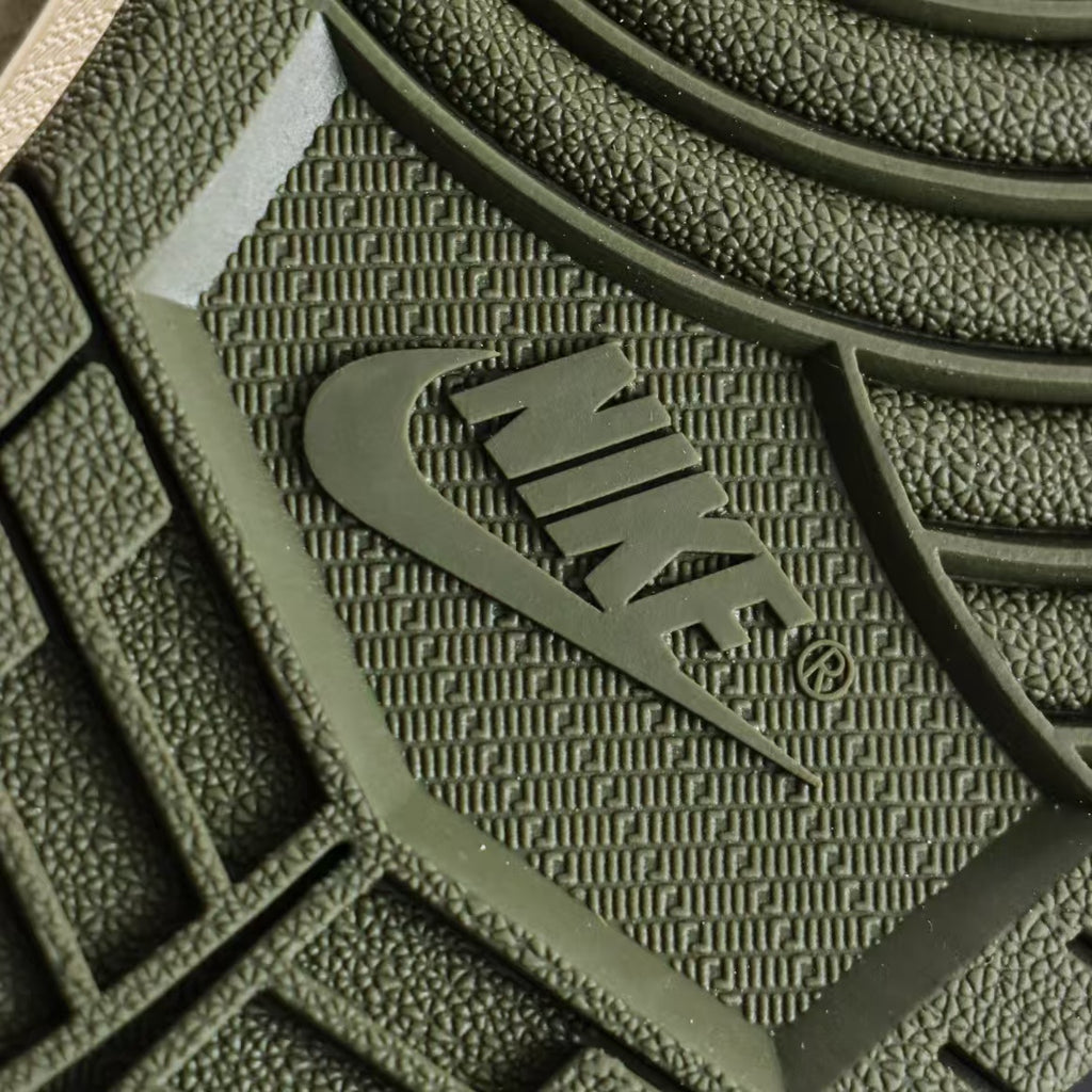 Vintage Olive Low-Top Casual Sneakers – Comfortable Everyday Streetwear Shoes