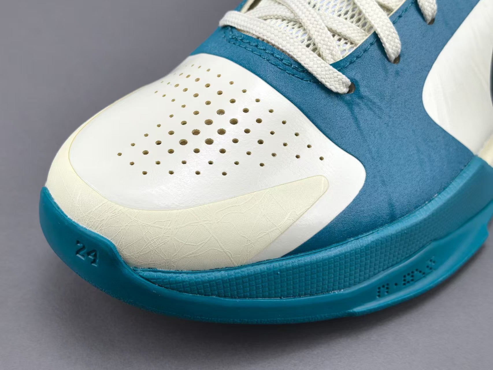 Blue White Performance Basketball Shoes | Lightweight Court Sneakers