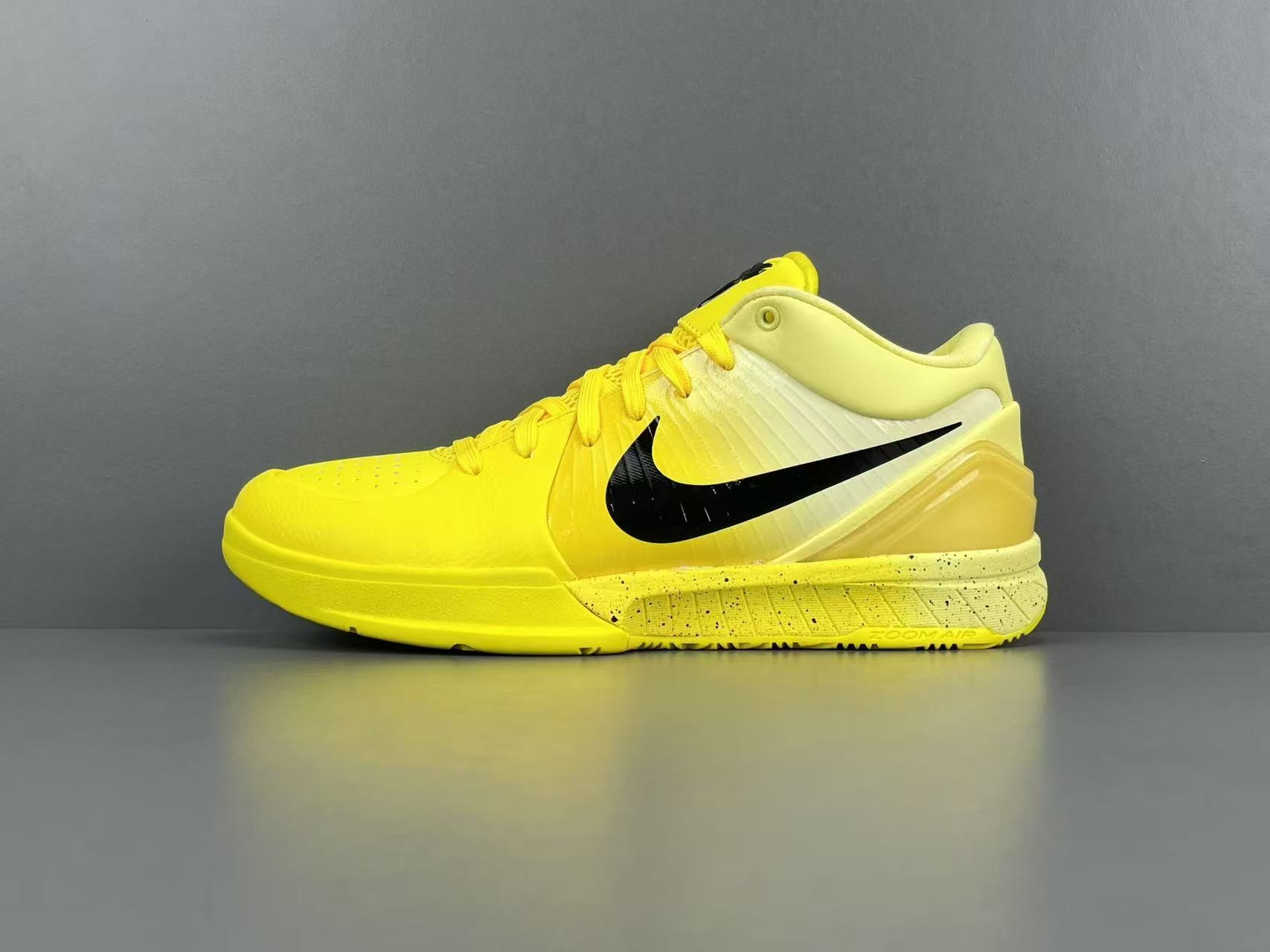 Classic Yellow Low-Top Basketball Shoes | Lightweight Court Sneakers
