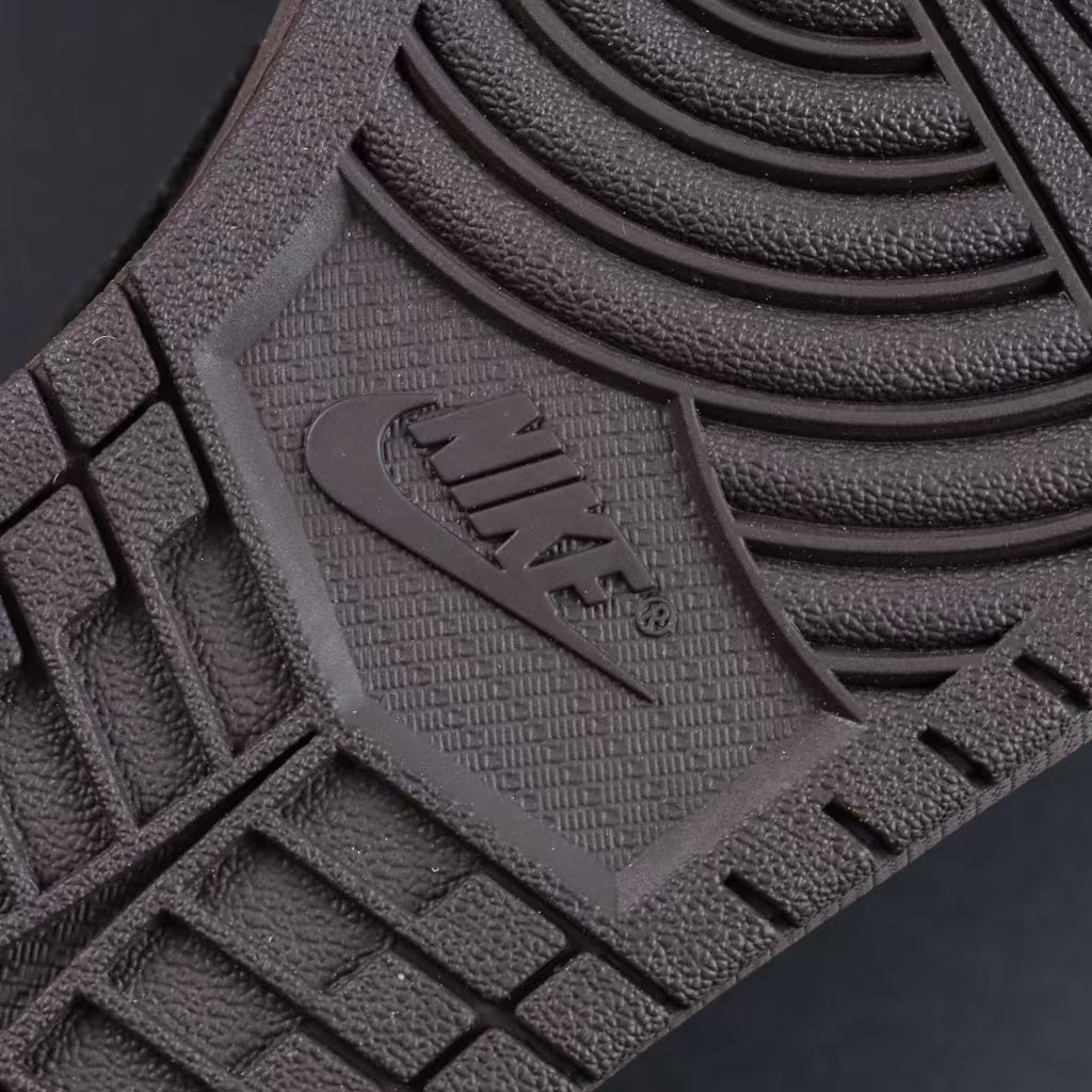 Vintage Black Low-Top Casual Sneakers | Streetwear Style Shoes