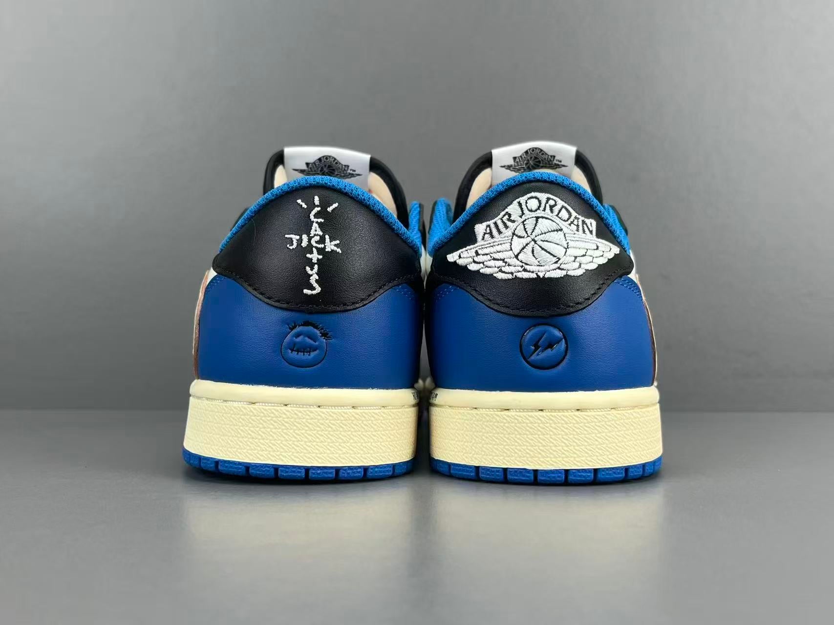 Vintage Low Top Leather Sneakers Blue White Casual Street Shoes