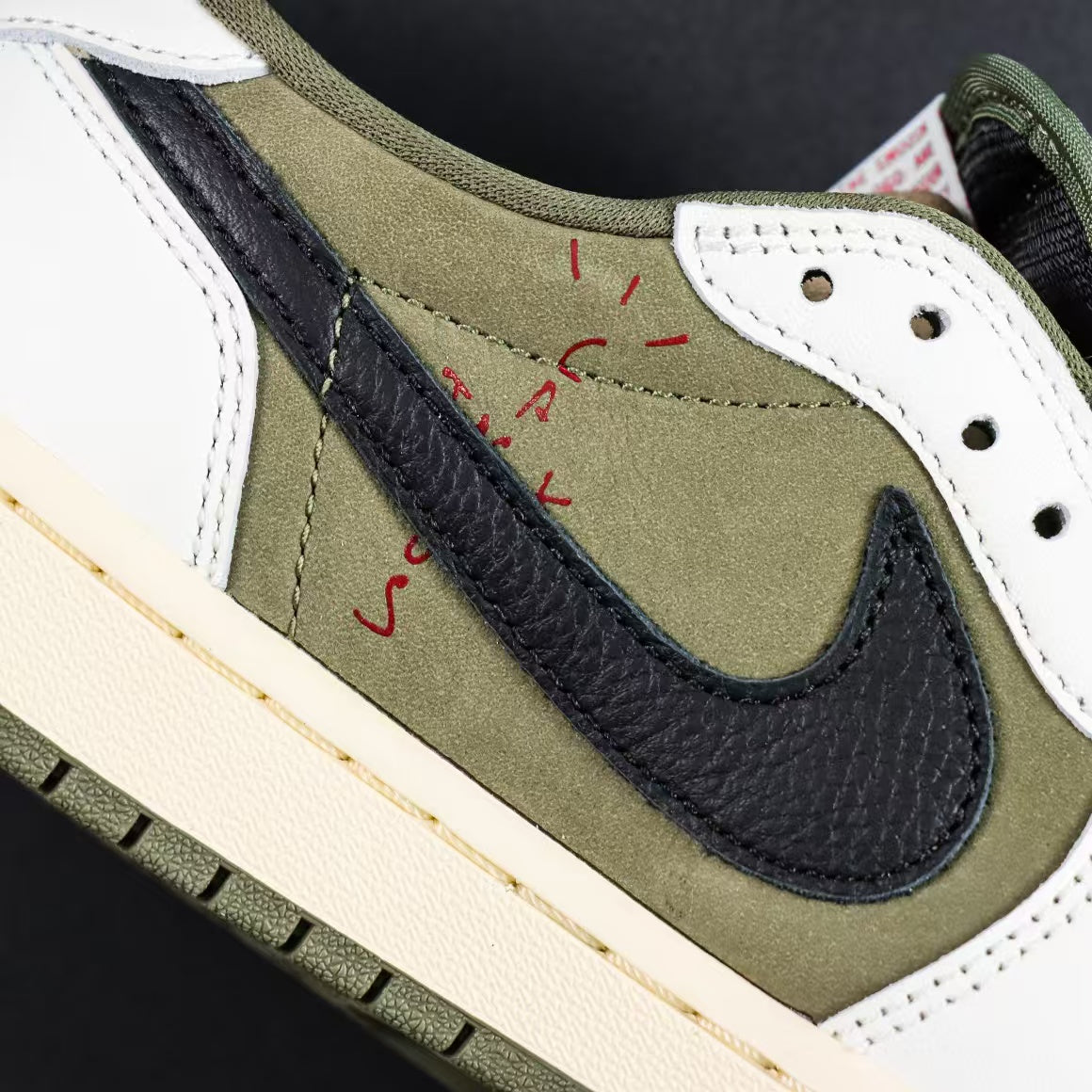 Vintage Olive Low-Top Casual Sneakers – Comfortable Everyday Streetwear Shoes
