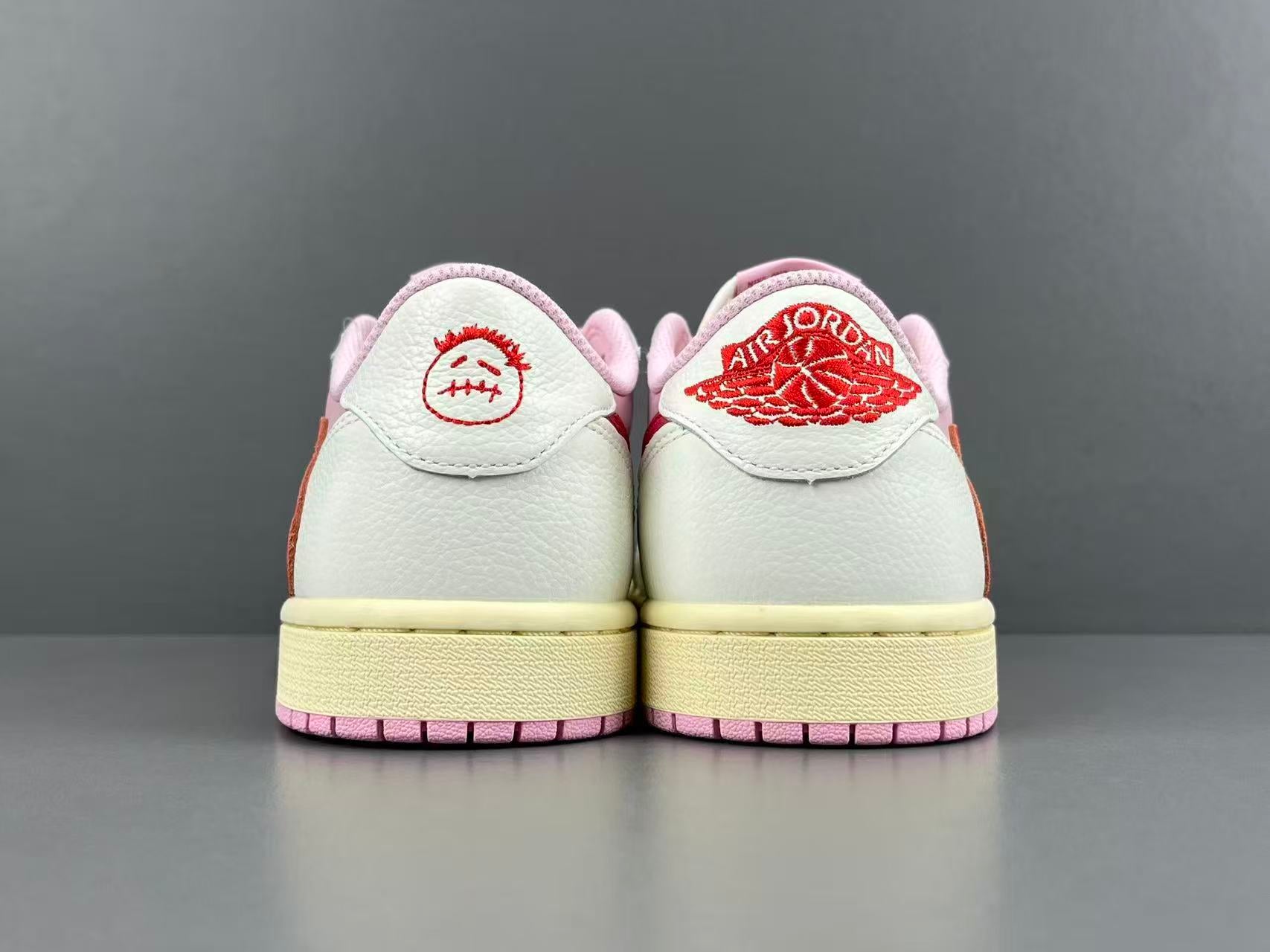 Vintage Pink Low-Top Casual Sneakers