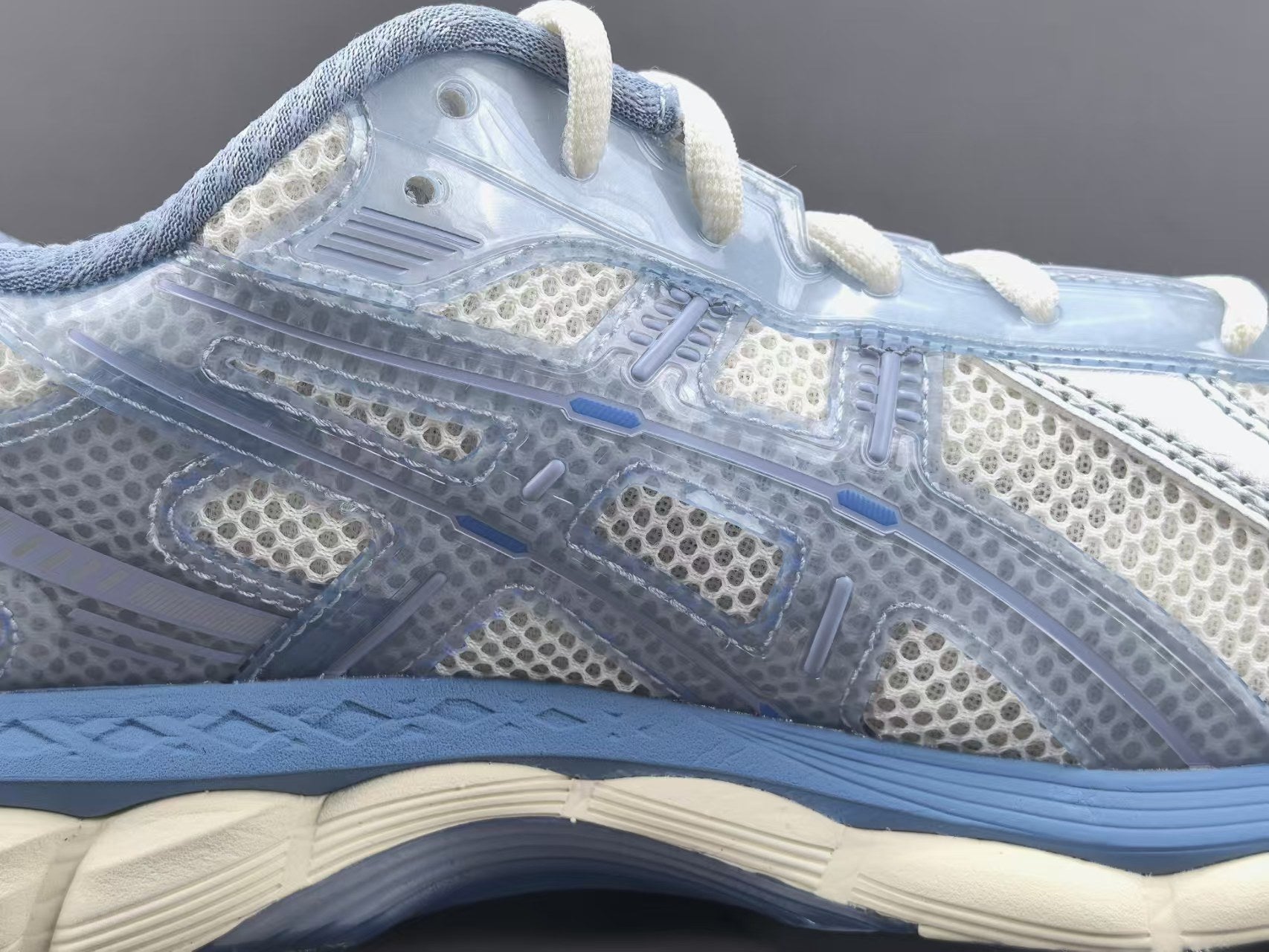Light Blue Retro Running Sneakers | Breathable Mesh Sports Shoes