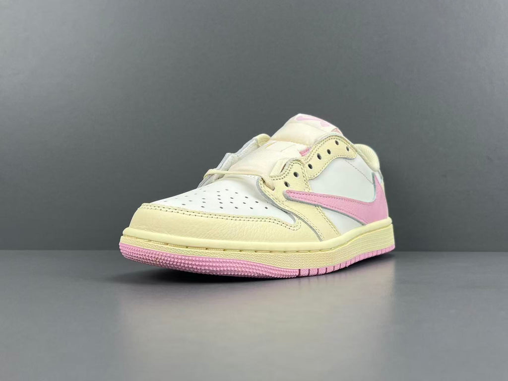 Cream Pink Low Top Casual Sneakers