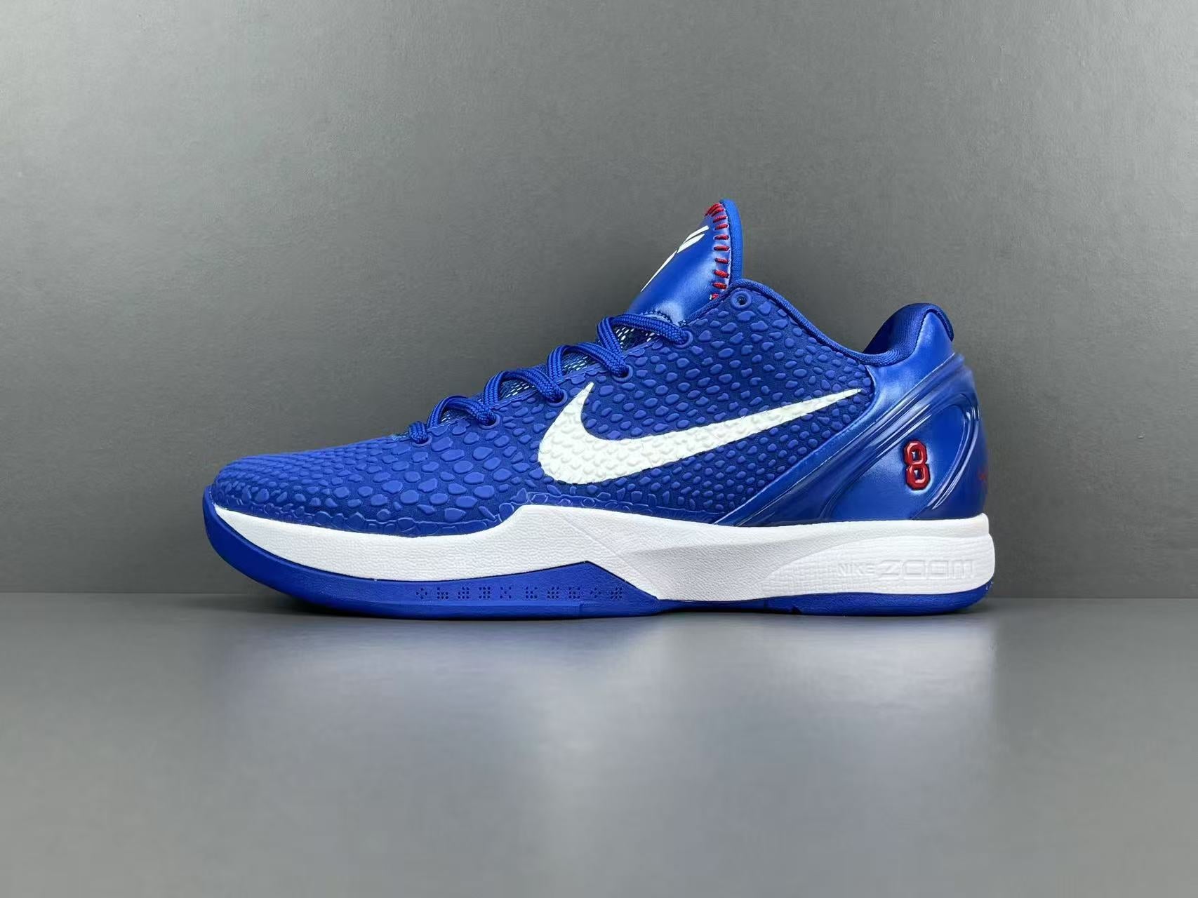 Blue Low-Top Basketball Shoes | Lightweight Court Sneakers