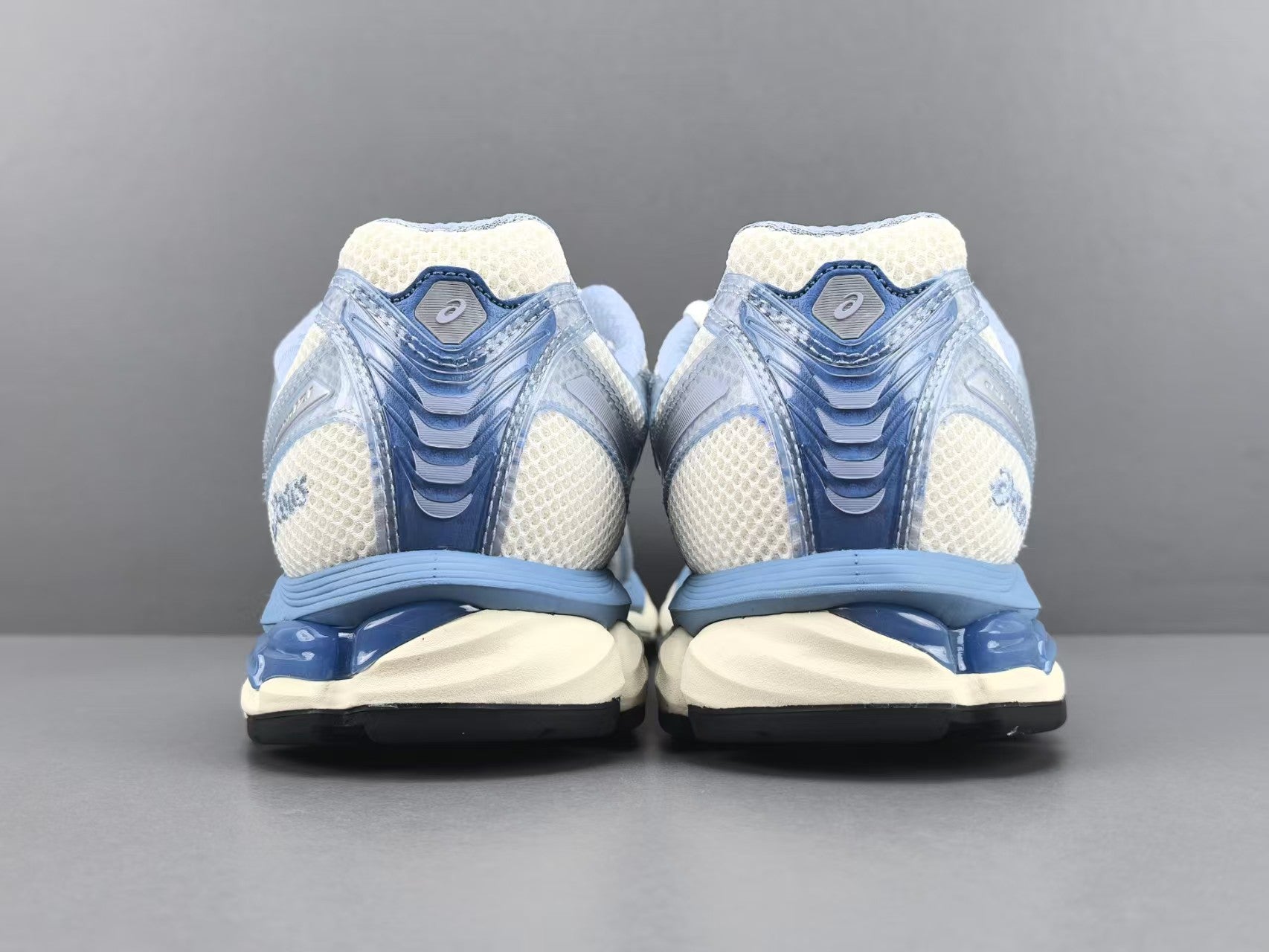 Light Blue Retro Running Sneakers | Breathable Mesh Sports Shoes