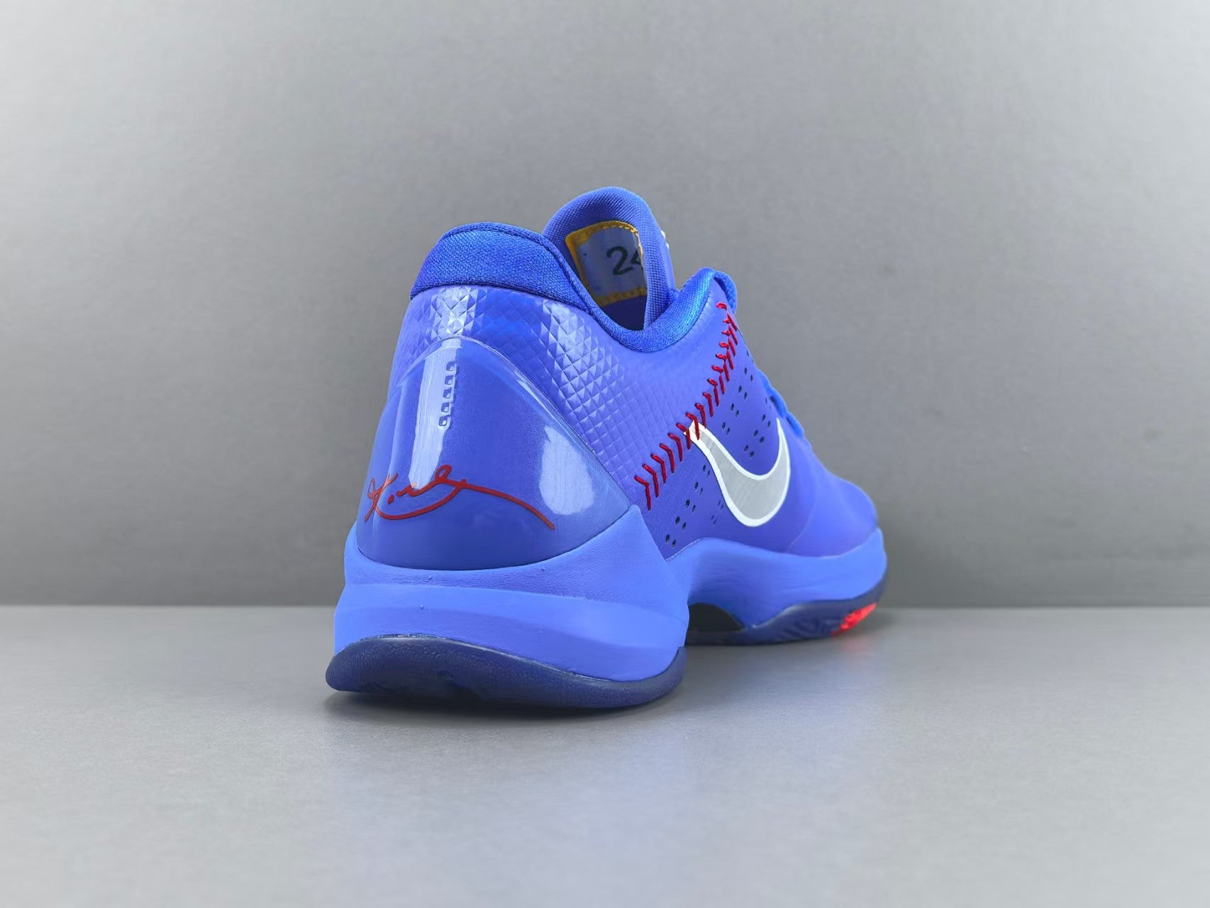 Blue Performance Basketball Shoes | Lightweight Court Sneakers