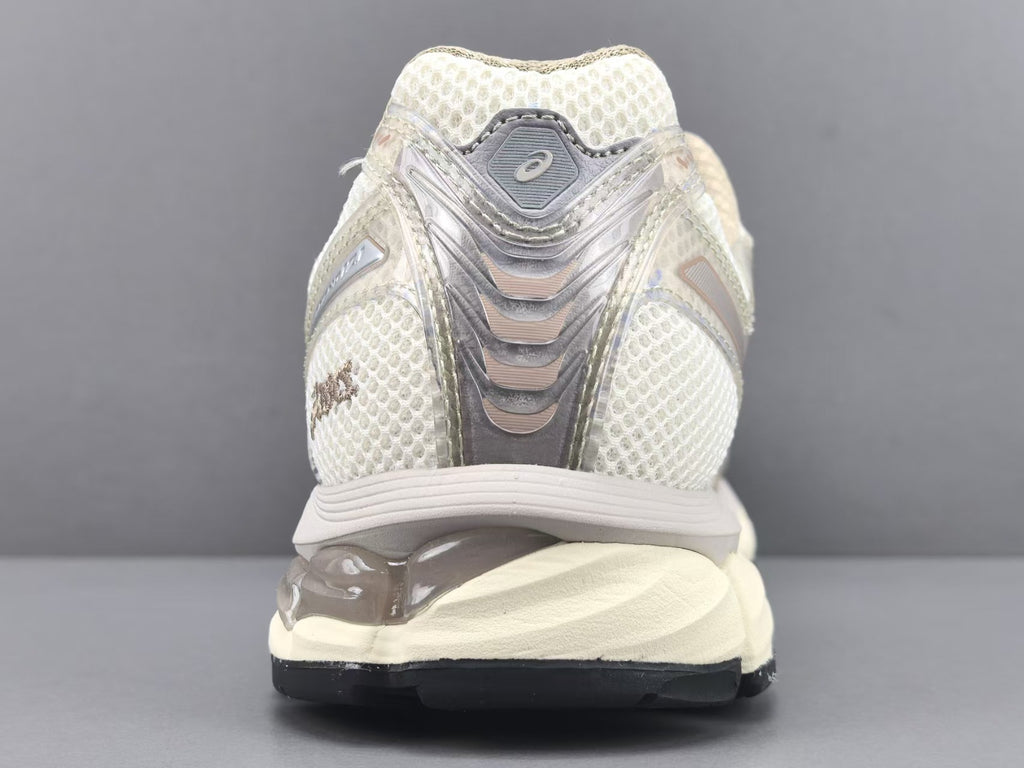 Retro Mesh Running Shoes – Cream Beige Edition