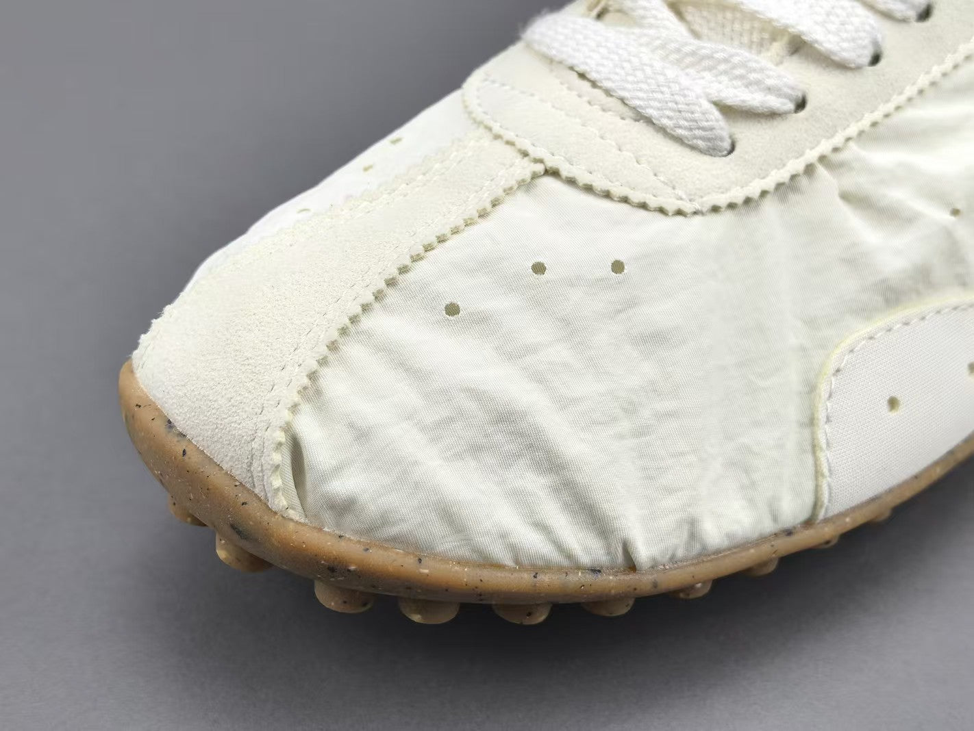 Classic White Retro Running Shoes | Lightweight Casual Sneakers
