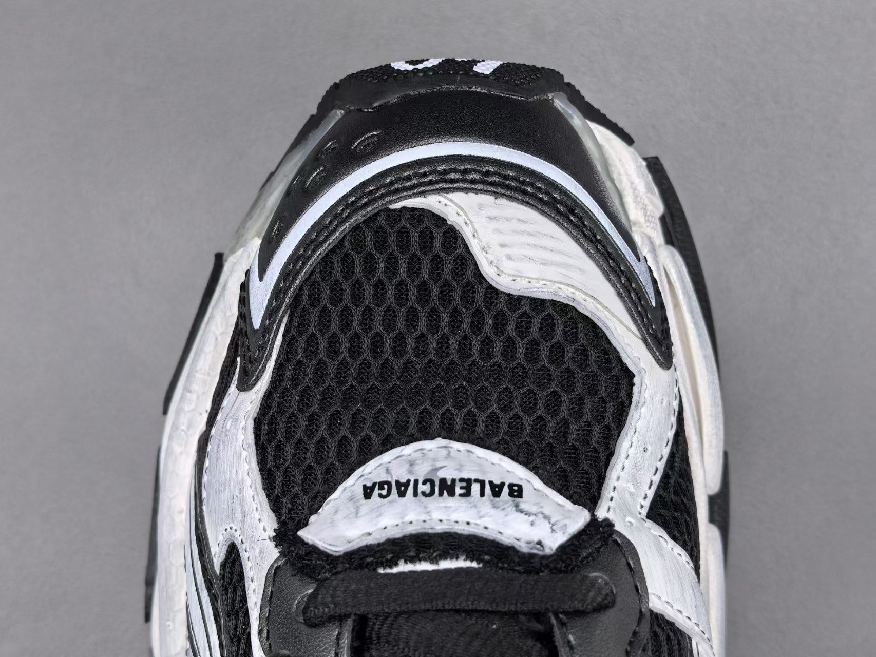 Premium Chunky Running Sneakers | Black White Sport Shoes  或