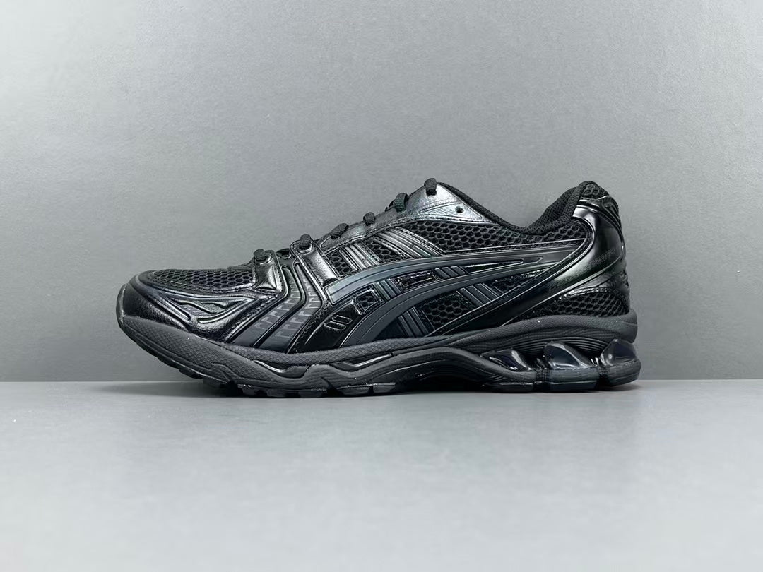 Black Mesh Running Sneakers | Lightweight Cushion Athletic Shoes
