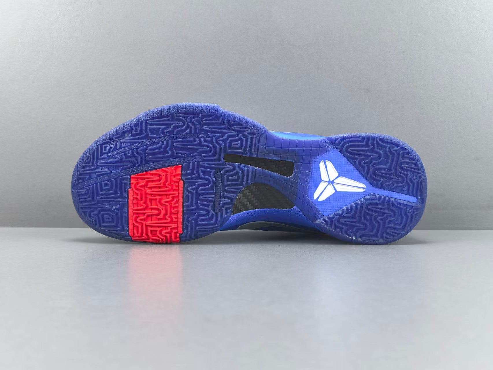 Blue Performance Basketball Shoes | Lightweight Court Sneakers