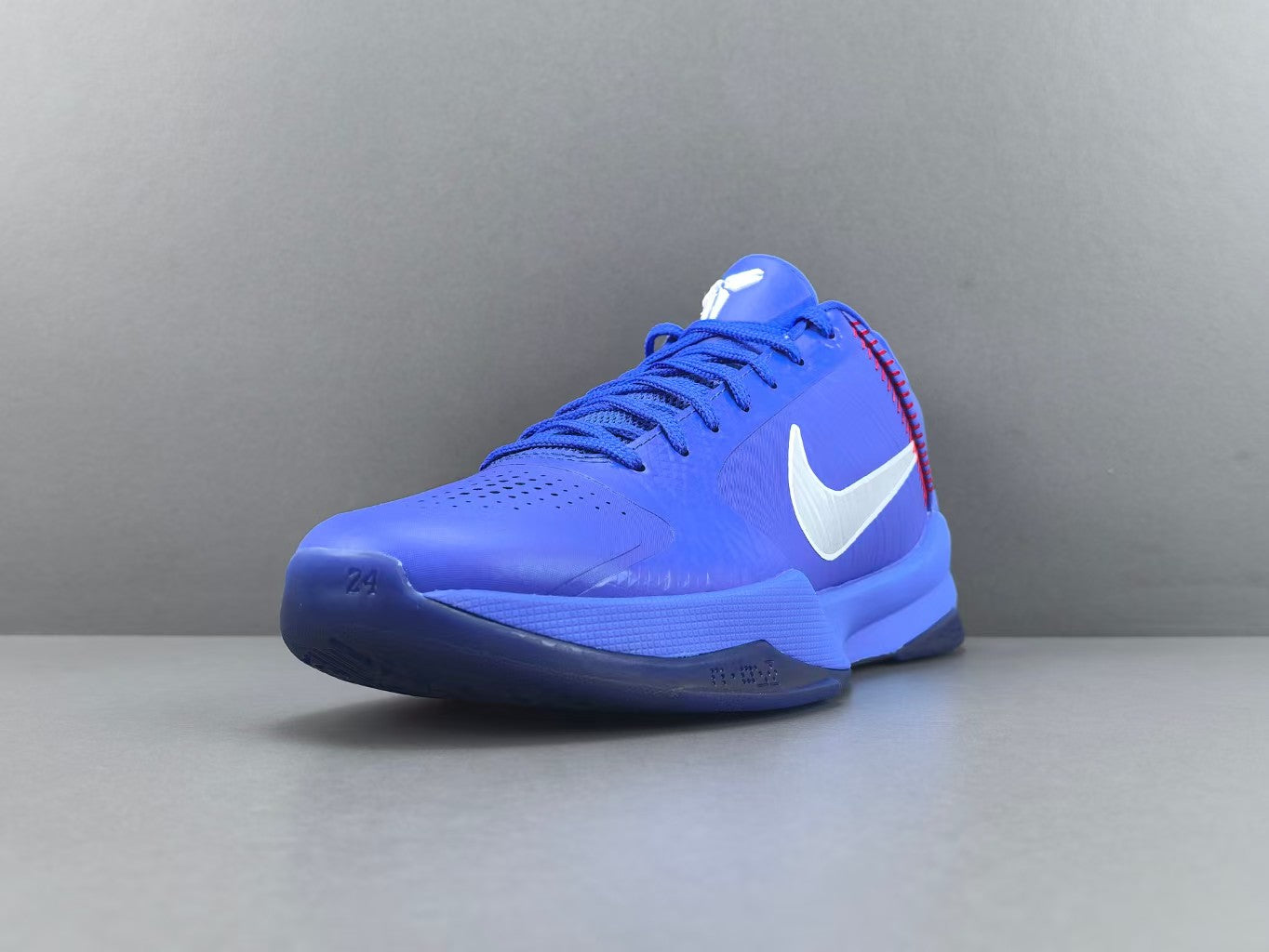Blue Performance Basketball Shoes | Lightweight Court Sneakers