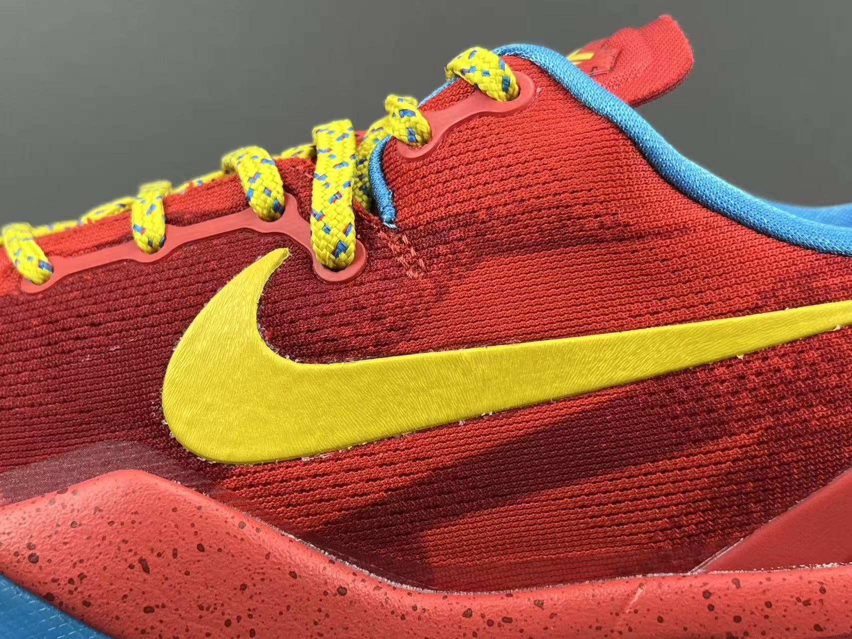 Professional Low-Top Basketball Shoes – Red Blue Colorway