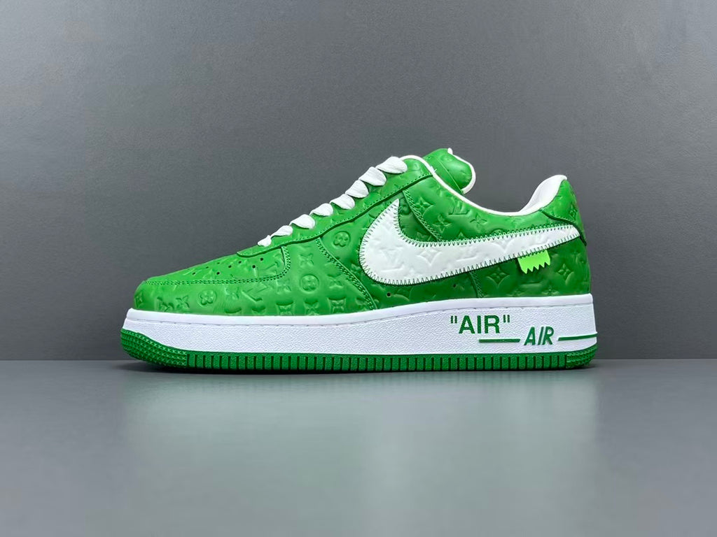 Green Luxury Style Low Top Sneakers