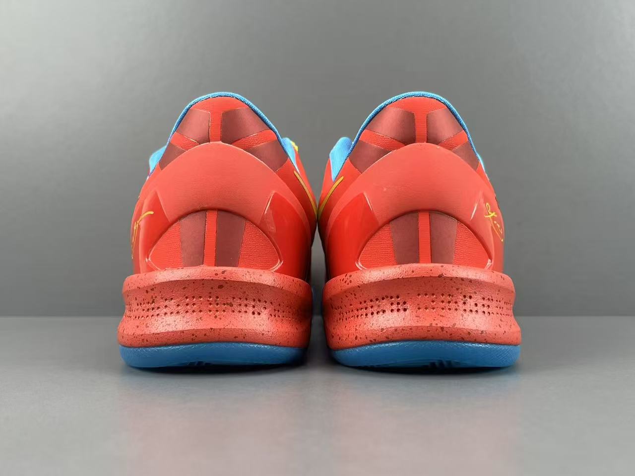 Professional Low-Top Basketball Shoes – Red Blue Colorway