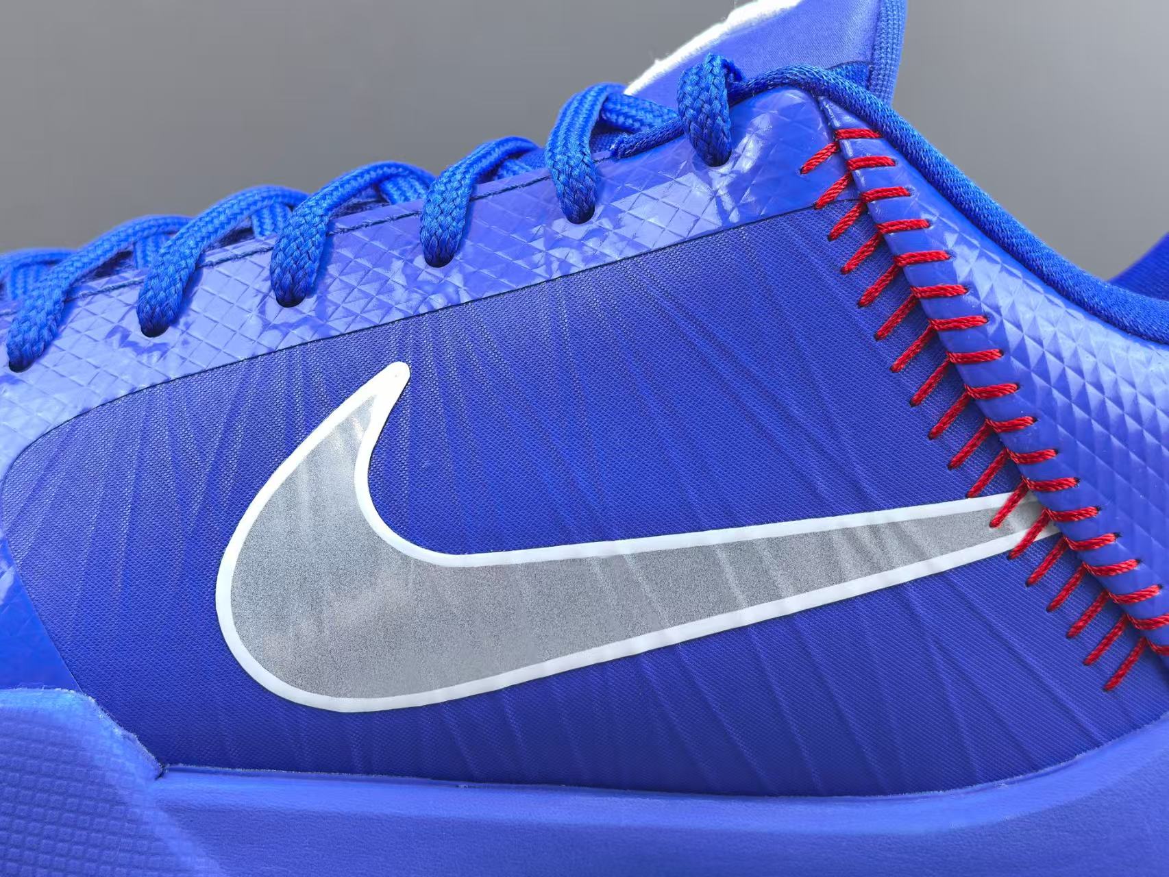 Blue Performance Basketball Shoes | Lightweight Court Sneakers