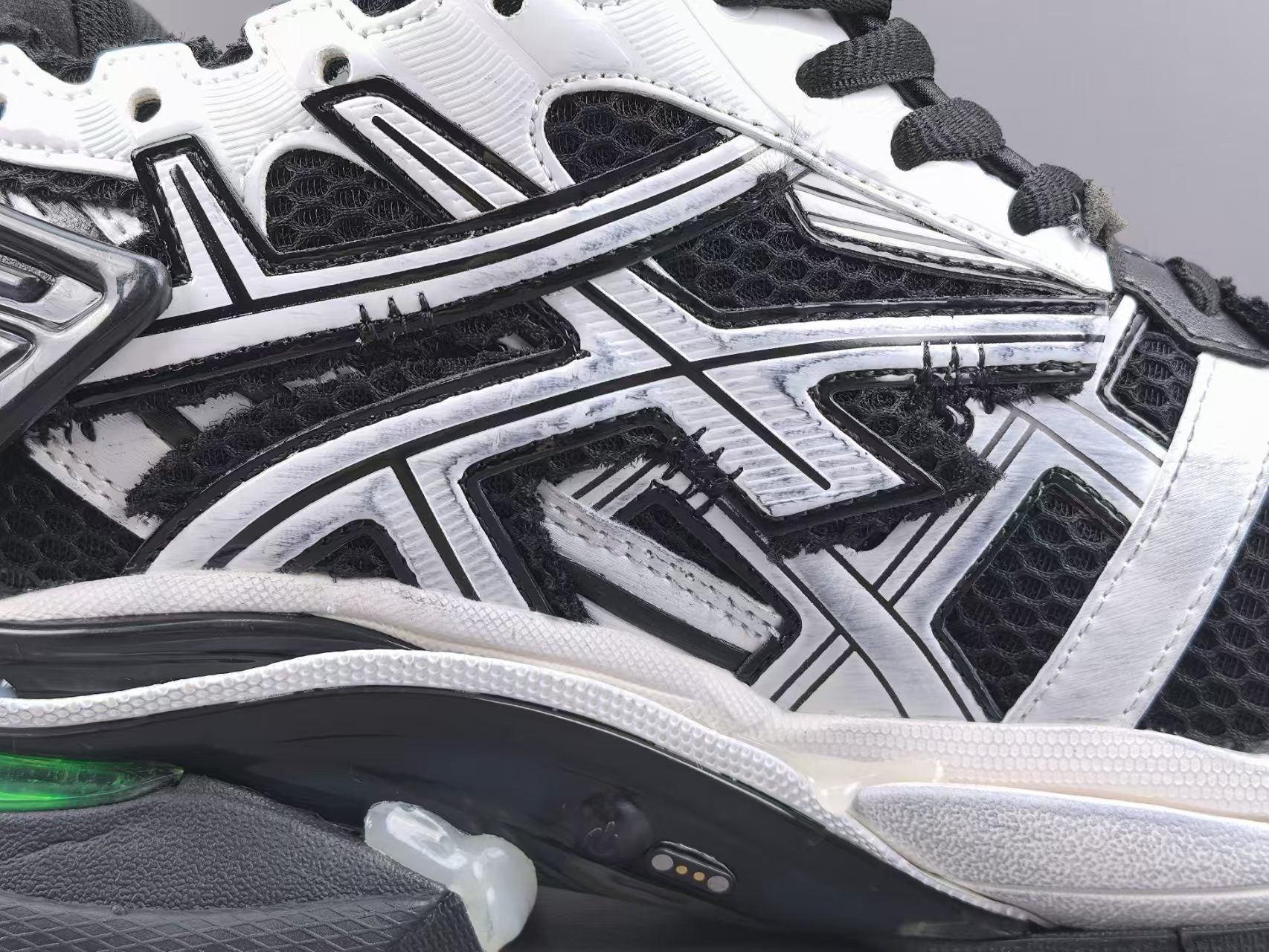 Premium Chunky Running Sneakers | Black White Sport Shoes  或