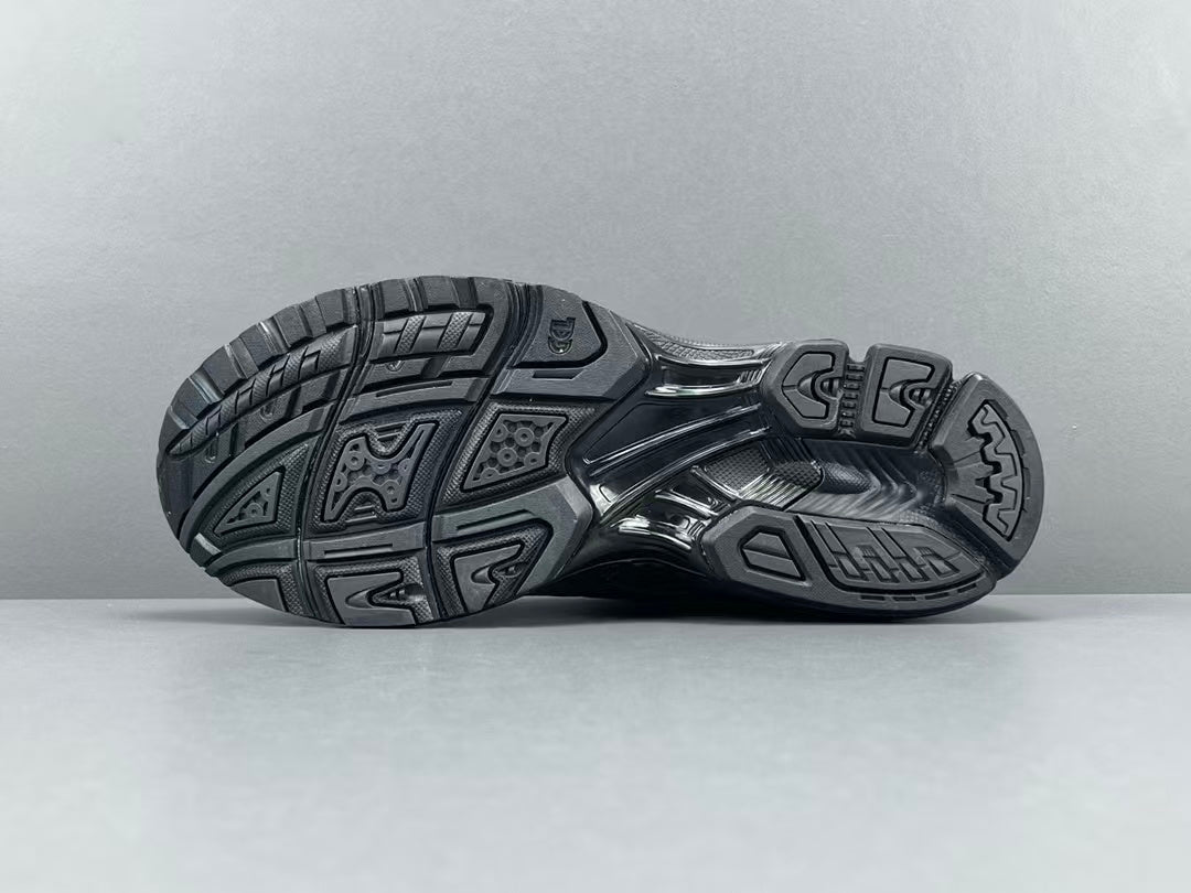 Black Mesh Running Sneakers | Lightweight Cushion Athletic Shoes
