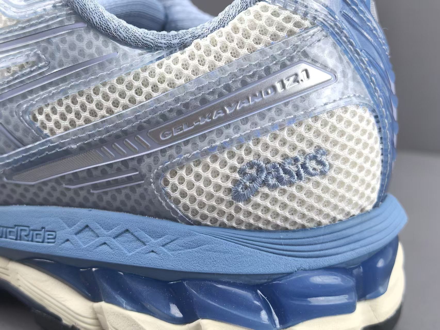 Light Blue Retro Running Sneakers | Breathable Mesh Sports Shoes