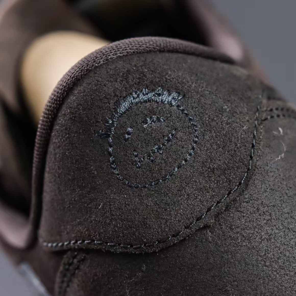 Vintage Black Low-Top Casual Sneakers | Streetwear Style Shoes