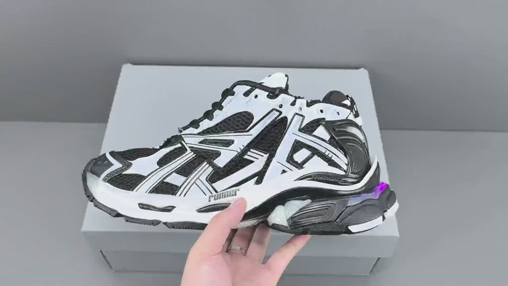 Premium Chunky Running Sneakers | Black White Sport Shoes  或