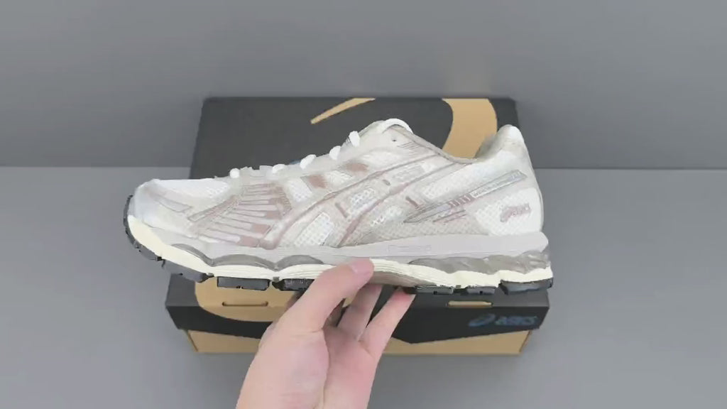 Retro Mesh Running Shoes – Cream Beige Edition