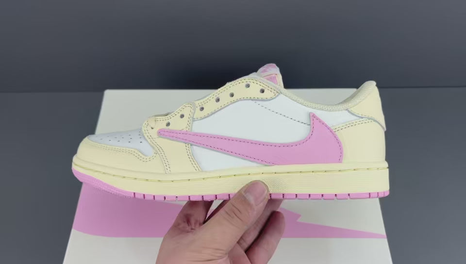 Cream Pink Low Top Casual Sneakers
