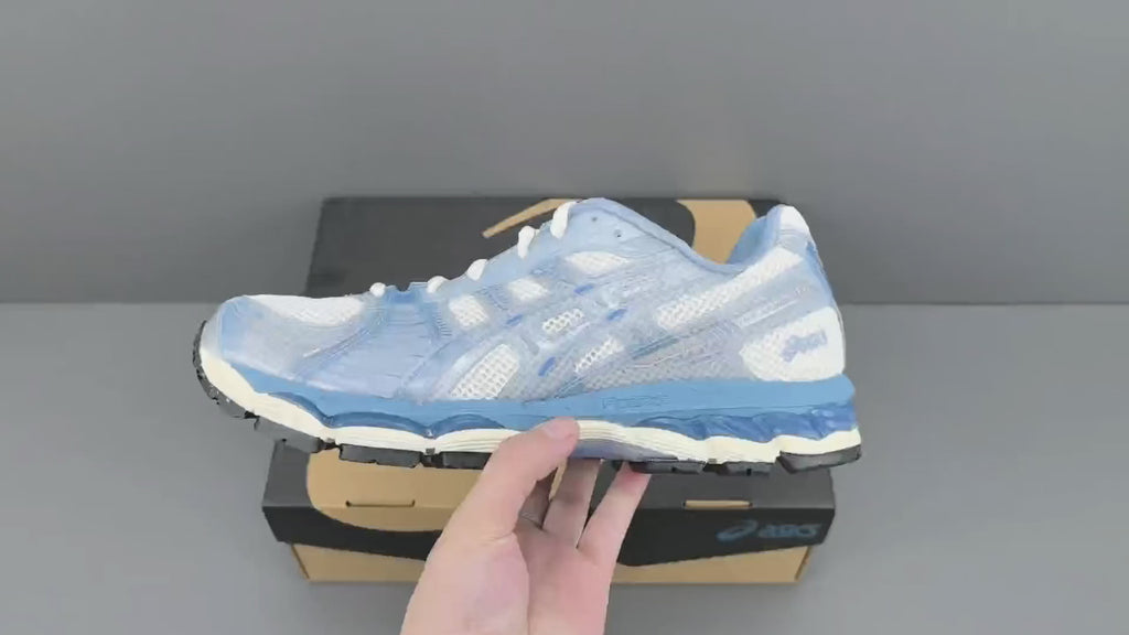 Light Blue Retro Running Sneakers | Breathable Mesh Sports Shoes